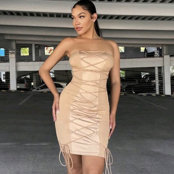 Nwt Satin Dress Size Medium - Picture 13 of 13